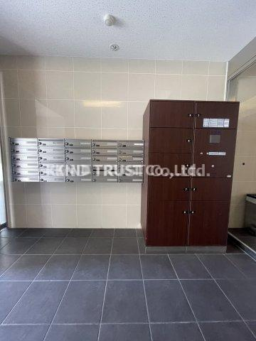 アミティエ扇町公園のその他共用部分|便利な宅配ボックスです