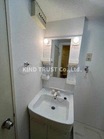 ルネ天満の洗面所|脱衣スペースもあります