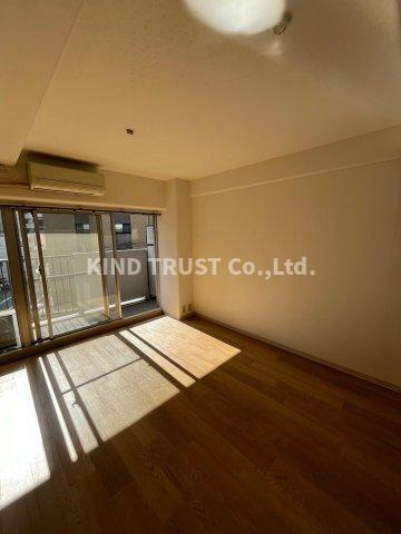 ルネ天満の居間・リビング|使いやすい居間です