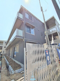 建築中です