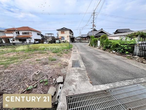 紀の川市名手市場　土地の前面道路含む現地写真
