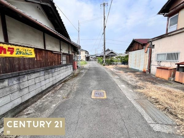 紀の川市名手市場　土地の前面道路含む現地写真