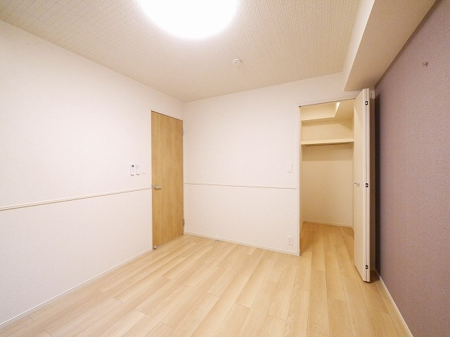 フォルシュⅡの寝室|落ち着いて過ごせるお部屋なので、寝室にいかがでしょうか