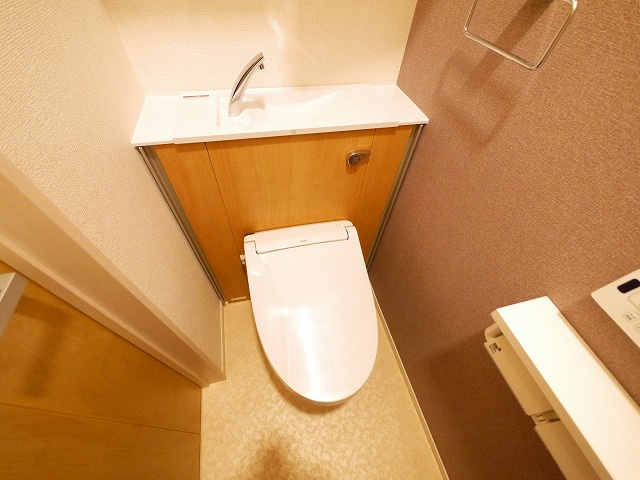 フォルシュⅡのトイレ|コンパクトで使いやすいトイレです