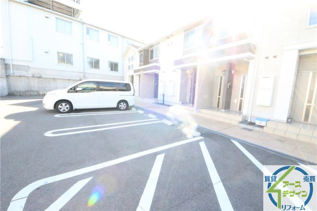 メゾン・ド・リアンⅥの駐車場|駐車場完備です