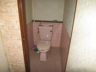 【トイレ】 | ムーンライズ | ※現状有姿渡し。（トイレは補修が必要です。）