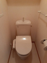 ゆったりとした空間のトイレです