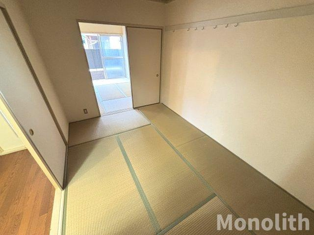 ウィングハイツの和室