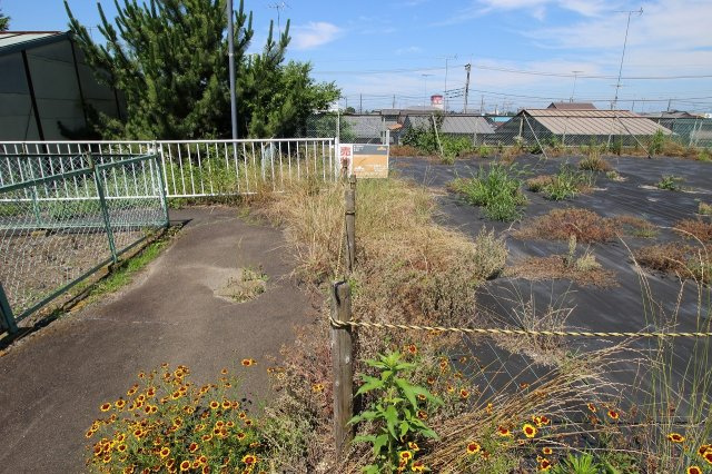 筑西市甲の外観|南側との境界部分（2023年6月撮影）