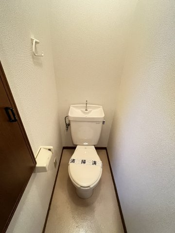 人気のバストイレ別々で、温水洗浄便座はご自身で設置可能です♪