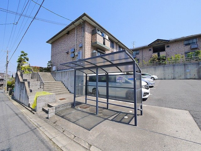 カルチェ青垣　Ａ棟のその他共用部分|駐輪場です