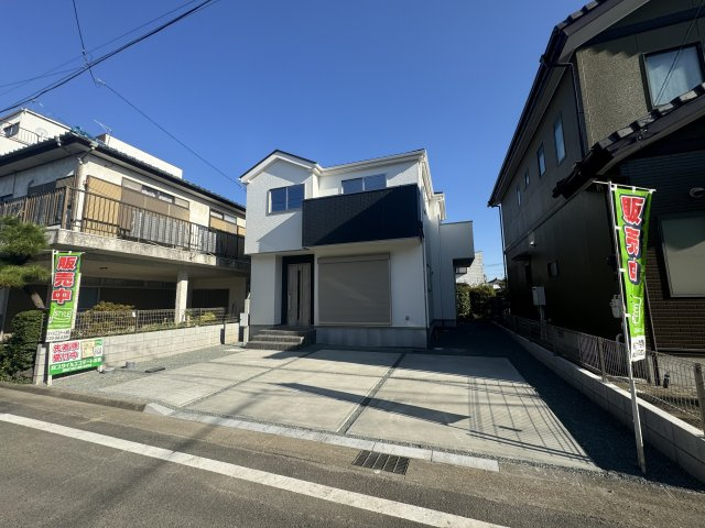 新築　前橋市平和町1期　1号棟の駐車場|現地写真　駐車スペースは並列2台分可能です！
