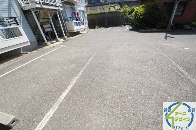 ファミールT・Iの駐車場|駐車場です