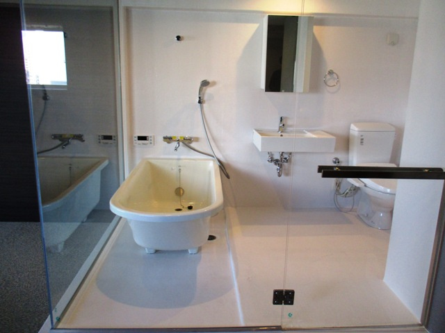 KAGAYAKI　SQUAREの浴室