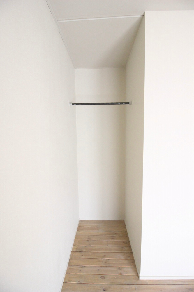 野木町若林の収納|オープンクローゼットで出し入れもラクラク！