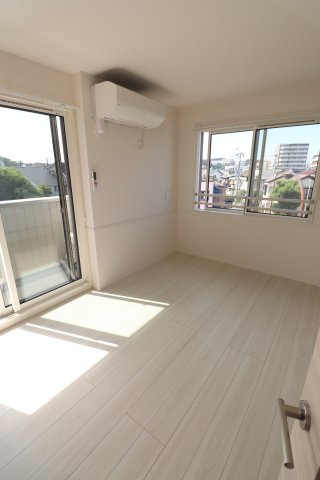 D-Paina東長沼の居間・リビング