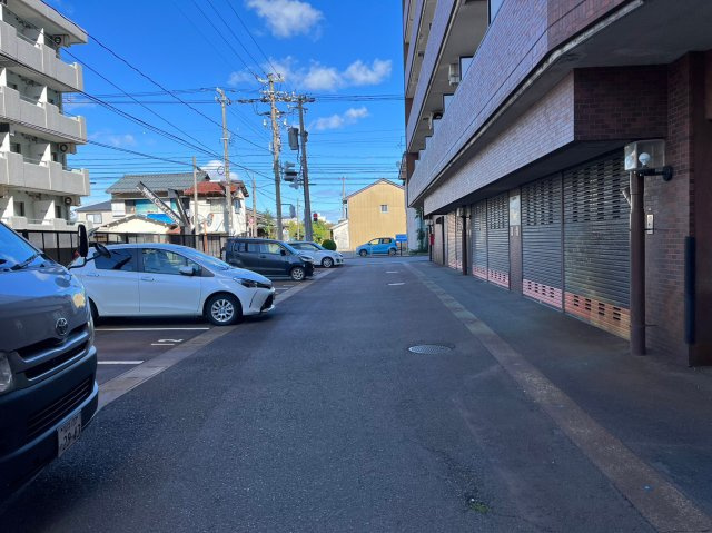 信開トピア足羽の駐車場