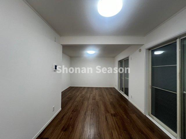 【洋室】 | ゲストを招きやすく、プライベートタイムが充実する全室６帖以上！！　
全室南向きで、陽当りも良好です♪