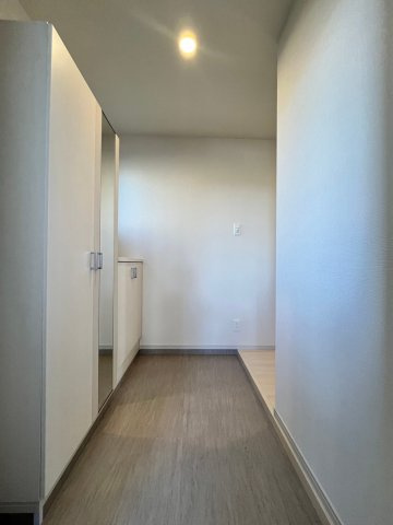 クレアトゥールの玄関