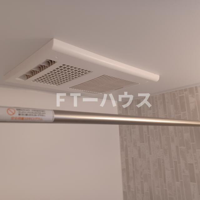 アフェット幕張８の浴室