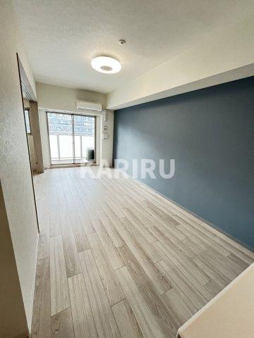 プレサンスＯＳＡＫＡ東成中本ハーヴィル の居間・リビング