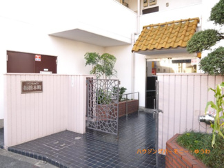 【エントランス】