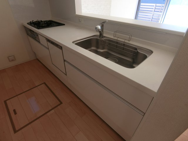 井田戸建のキッチン