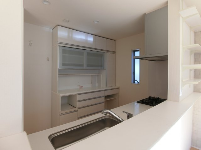 井田戸建のキッチン