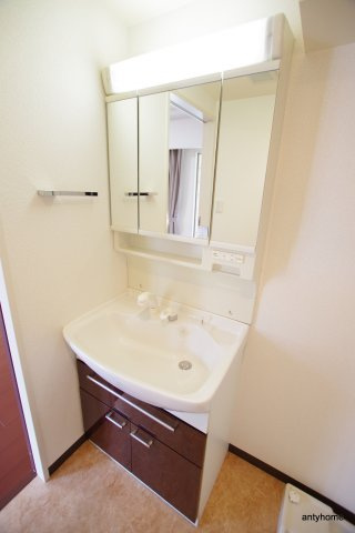 N’s First 仲介手数料無料の洗面所