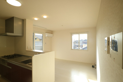 【居間・リビング】 | フォーリーフ・ヴィラ