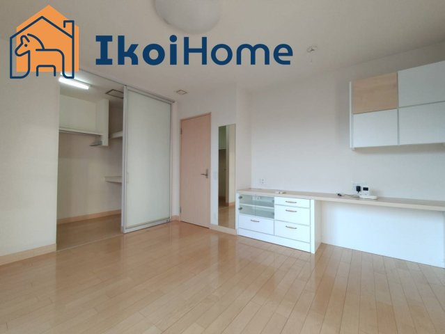 神戸市西区白水1丁目　中古一戸建の駐車場|～ご見学に関して～平日や夜間でもご案内可能。決まったお時間で身動きが取れない方も臨機応変に対応します