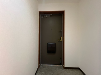 【玄関】 | イースタンビル