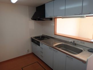 【キッチン】 | ティファニー益城 | 使いやすいキッチンです