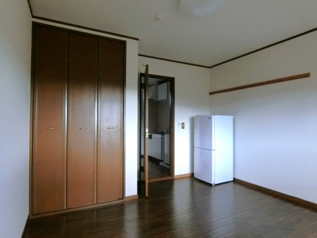 プレステージ家之子の洋室