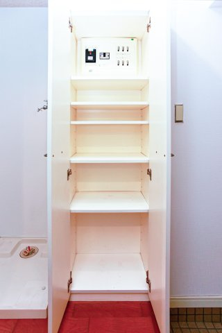 サヴォイエンポリウム　4階の収納|別号室のものです。現状優先になります。