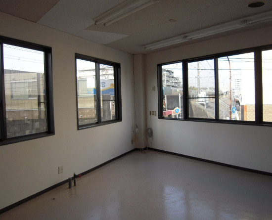 大津市大江２丁目の店舗の内装