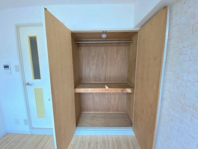 スクエアメゾン阪南の収納|同物件別部屋