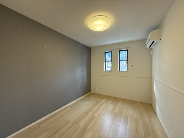 メゾングレーヌ東出Ａの子供部屋