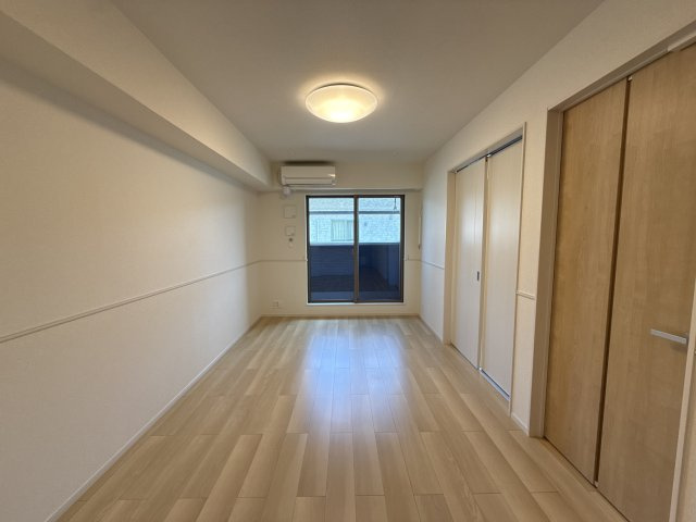 赤穂市アパートの居間・リビング