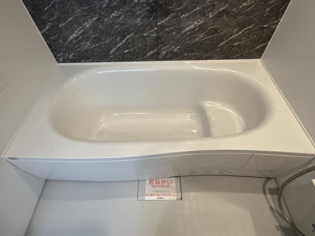 赤穂市アパートの浴室