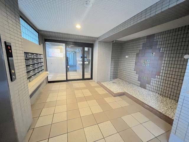 ヴィクトリア城南グレースのエントランス