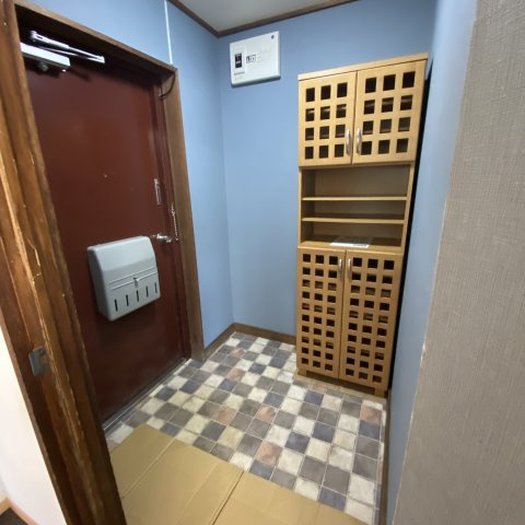 東光マンションの玄関|きれいな玄関です