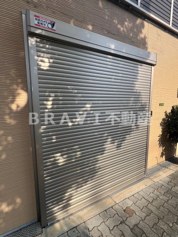 生野区中川一丁目店舗　BRAVI不動産の設備|【生野区中川一丁目店舗付住宅】電動シャッター付き