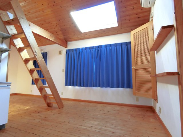 九十九里Beach　Garege　Houseの居間・リビング