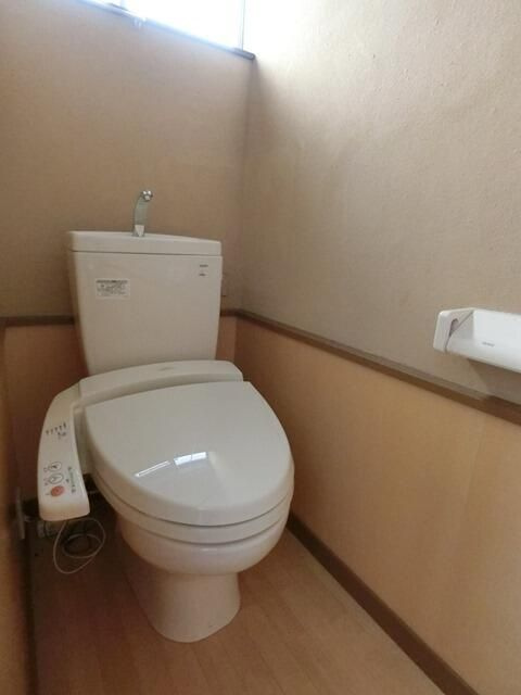 霜月荘のトイレ