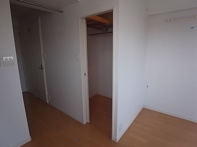 【収納】 | エンクレスト博多駅南Ⅲ | 別号室の写真になります。現況優先。