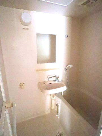 リバーサイド藤の浴室