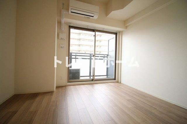 アドバンス西梅田フォルンの居間・リビング|選べる家電プランあり！！