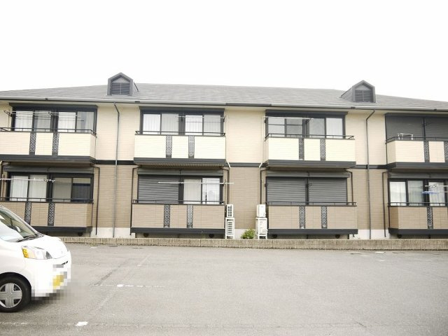 ファミーユ21 Ａ棟の外観