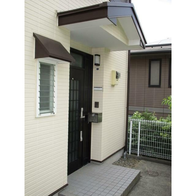 ソレイユ川和台のエントランス